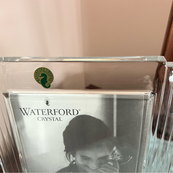 Waterford Crystal Metropolitan 5x7 Picture Frame - Picture 4 of 4